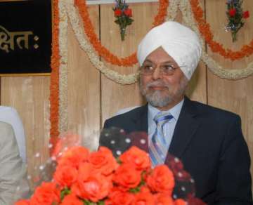 Justice J S Khehar to succeed T S Thakur as Chief Justice of India