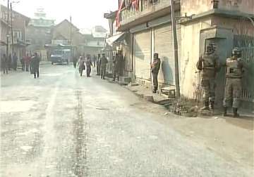 Terrorists attacked an army convoy in Pampore