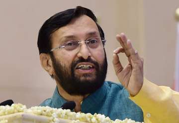 HRD min is considering holding a single national level test for engg colleges