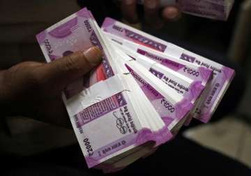 Rs 4,172 cr dirty money recovered since Nov 8, Rs 105 cr seized in new notes