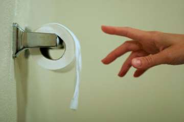 Six rules to swear by when using public toilets while vacationing