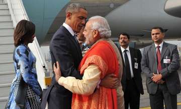 President Obama being welcomed by Modi on his visit to India