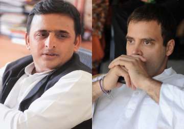 SP, Congress fail to reach consensus over seats, end prospect of alliance