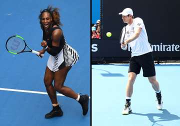 Serena Williams progresses to 2nd round, Andy Murray wins first match