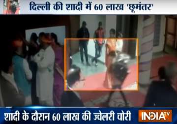 Caught on camera: Kids steal jewellery worth Rs 60 lakh from Delhi wedding 