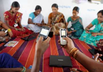 With eye on rural India, govt asks domestic cos to make sub-Rs 2,000 smartphones