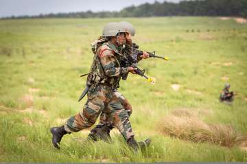 India and Pakistan exchange fire in J&K's Poonch district