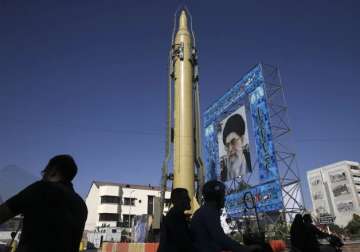 Iran defies UN resolution, tests ballistic missile