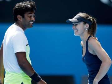 Paes-Martina march into Australian Open quarters