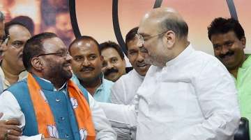 Swami Prasad Maurya with Amit Shah