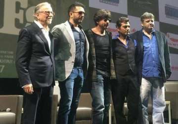 Raees team