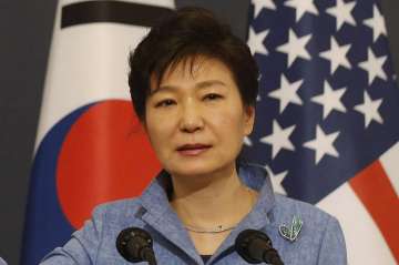 South Korea's ruling party trying to dissociate from Park Geun-Hye 