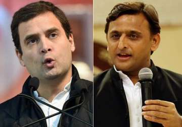 File pic - Rahul Gandhi and Akhilesh Yadav 