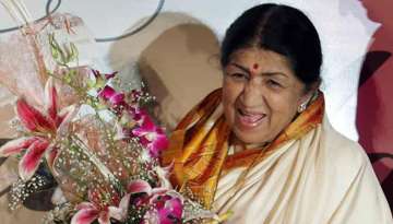  Lata Mangeshkar