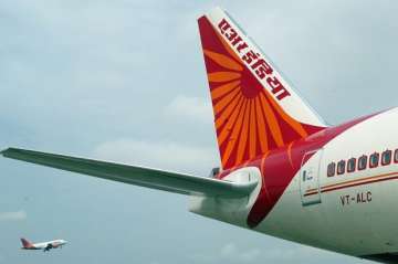 Air India crew members take away buffet food in boxes, alleges London hotel
