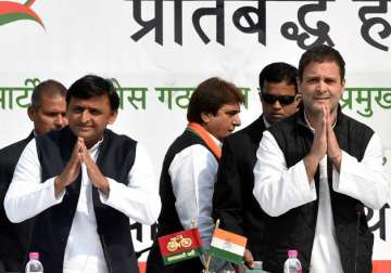 Akhilesh and Rahul hold joint press conference in Lucknow