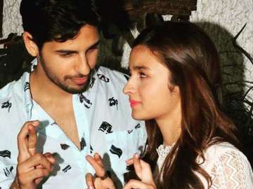 Alia Bhatt, Sidharth Malhotra- India Tv