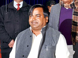 UP police searches Gayatri Prajapati's residence in Lucknow