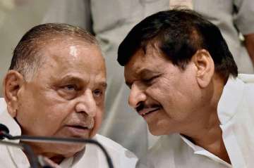 UP polls: Shivpal won’t launch new party, all well in family, says Mulayam