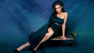 neha dhupia