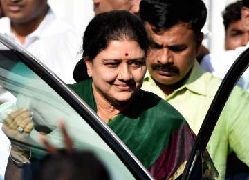 Sasikala to become Tamil Nadu's third woman CM