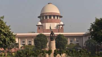 Supreme Court refers Delhi-Centre row over governance to Constitution Bench