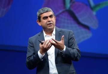 Vishal Sikka reaches out to Infosys management team to assuage concerns 