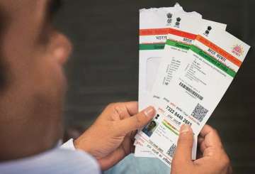 Link bank accounts to Aadhaar by April 30 or face blockade, says I-T dept