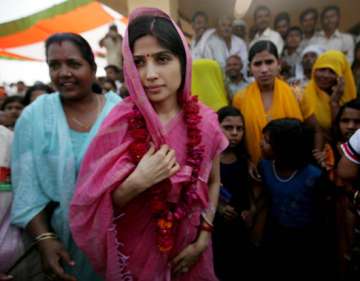 Dimple Yadav campaigning for UP polls