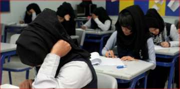 Hijab wearing female students in Pakistan