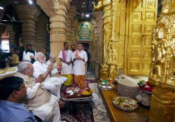 Keshubhai Patel, PM Modi and Amit Shah offer prayers at the Somnath Temple