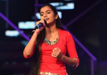 Fatwa against teenage singer Nahid Afrin who performed songs against ISIS