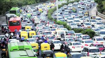 Delhi traffic situation alarming & Delhi police failed to improve it: Panel