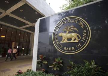 RBI should not cut interest rates: Expert