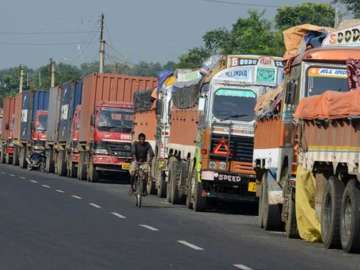 Truckers to go on indefinite strike from April 1 against insurance premium hike