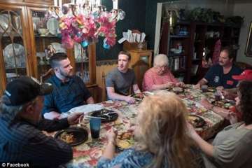 Mark Zuckerberg surprises an Ohio family on dinner