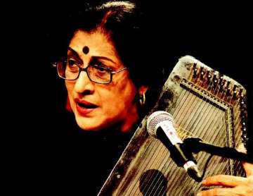 Shabana Azmi, Lata Mangeshkar mourn classical singer Kishori Amonkar's death