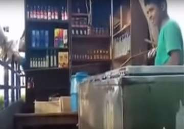 Watch: Liquor shop in Punjab goes ‘mobile’ to ‘bypass’ SC’s ‘highway liquor ban’
