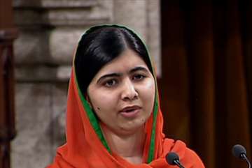 Malala Yousafzai receives Canadian citizenship