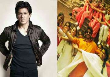 Shah Rukh Khan shares some exclusive pictures from Imtiaz’s film 