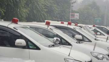 Mamata’s ministers get 'innovative' as Centre imposes ban on red beacons 