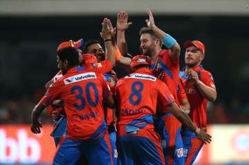 Gujarat Lions beat Bangalore by 7 wickets