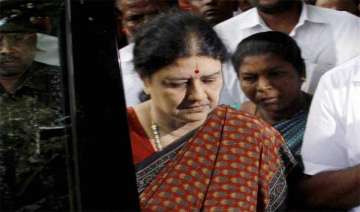 Sasikala, AIADMK, Tamil Nadu, Prisoner