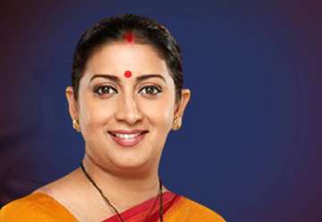 This Tweet of Smriti Irani for 'Superwoman' Lilly Singh goes viral