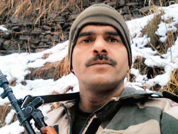 BSF dismisses Tej Bahadur Yadav for breach of discipline 