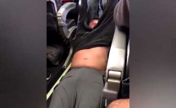 Passenger dragged on United Airlines flight