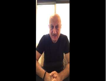 VIDEO: Anupam Kher applauds the Indian Army soldiers & slams the stone-pelters 