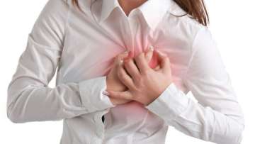 Pneumonia may increase heart attack risk, says study