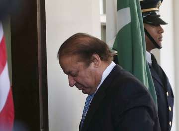 Pakistan ‘embarrassed’ over ‘cold shoulder’ to Nawaz Sharif at Riyadh Summit