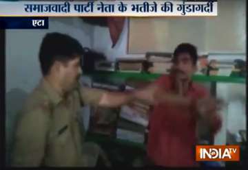 Samajwadi Party leader's nephew assaults cop inside a police station